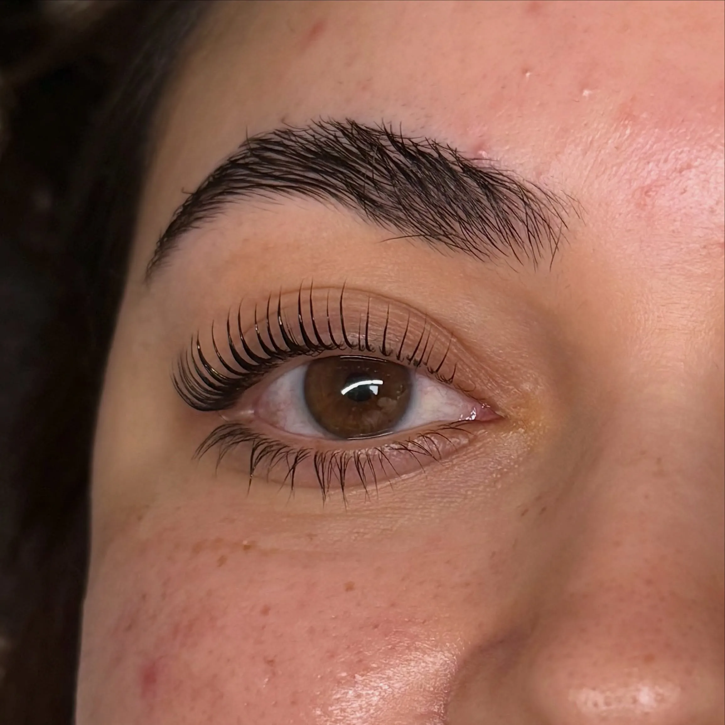 Naturally lifted lashes, close up